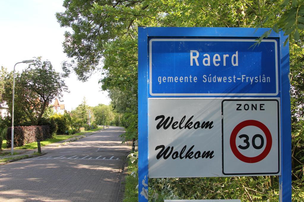 B & B Zazza Raerd Eksteriør bilde